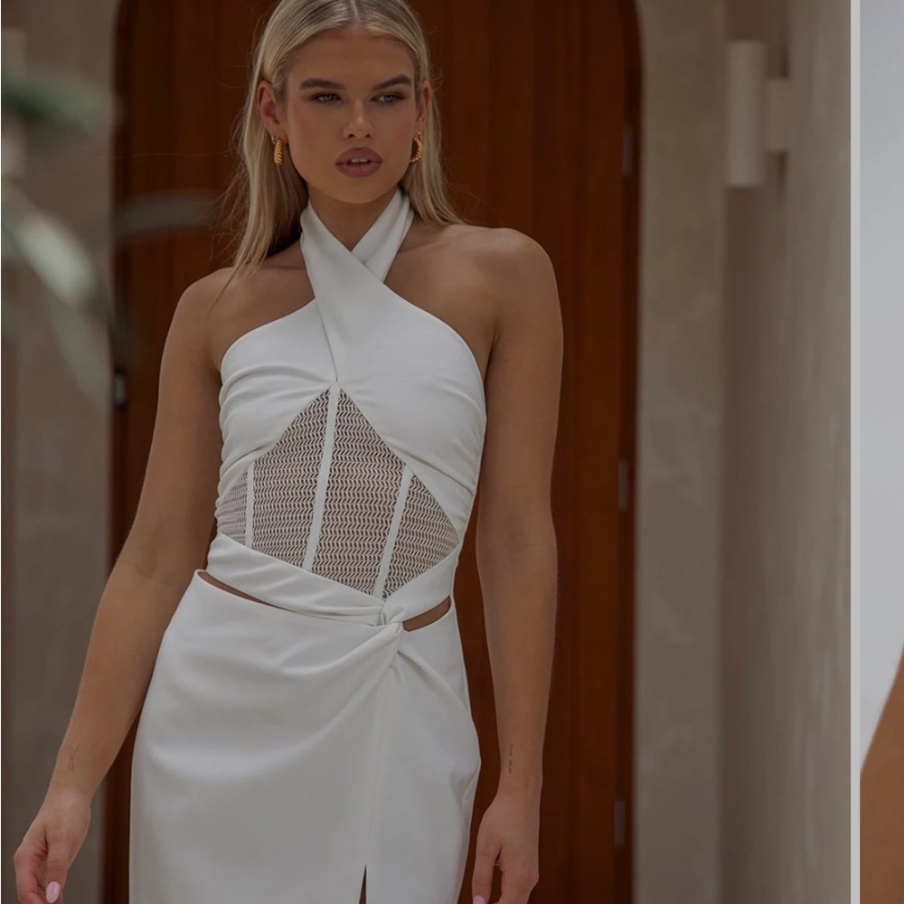 Chic White Halter Dress